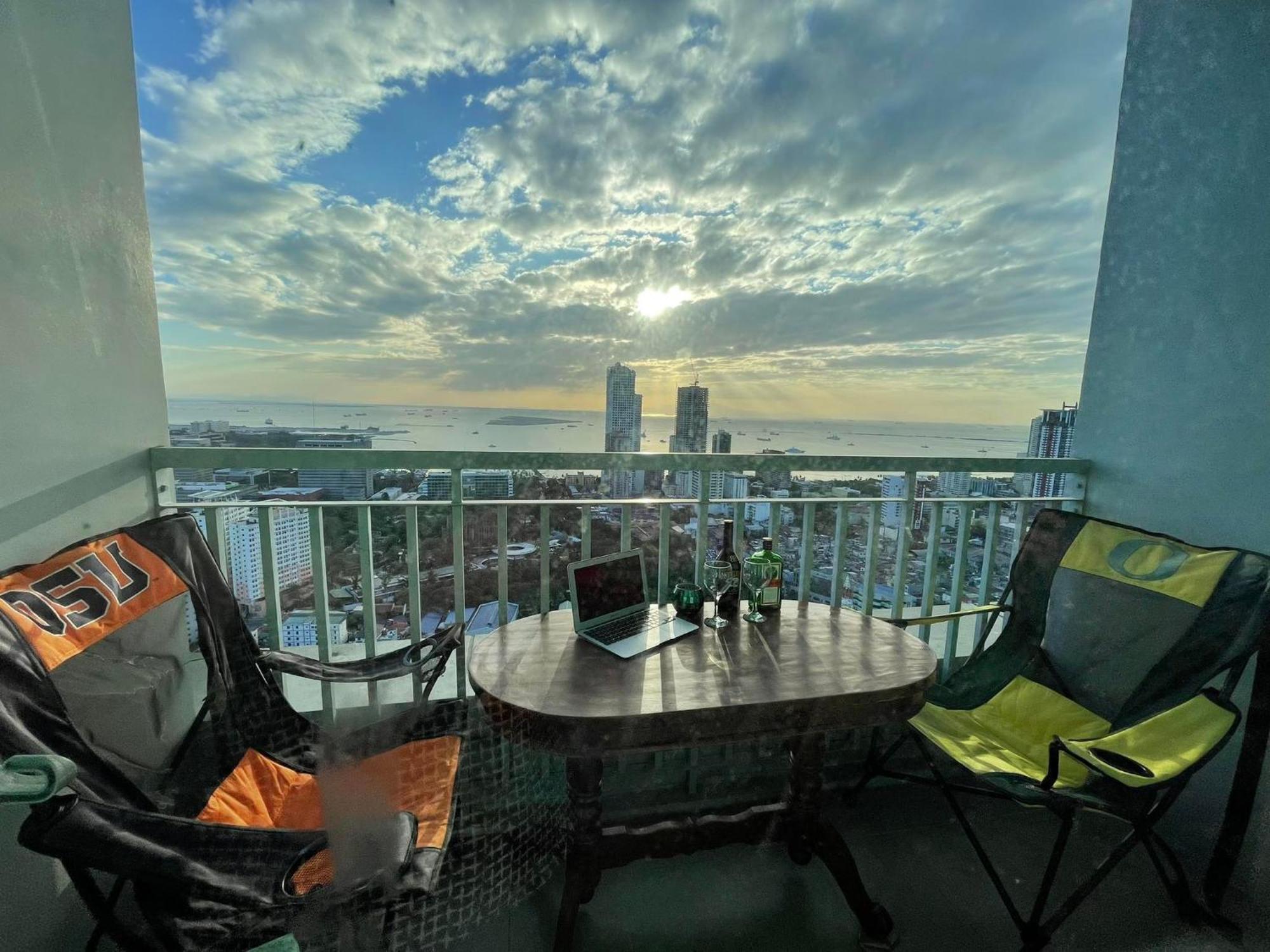Green Residences Staycation By Pbyy 马尼拉 外观 照片