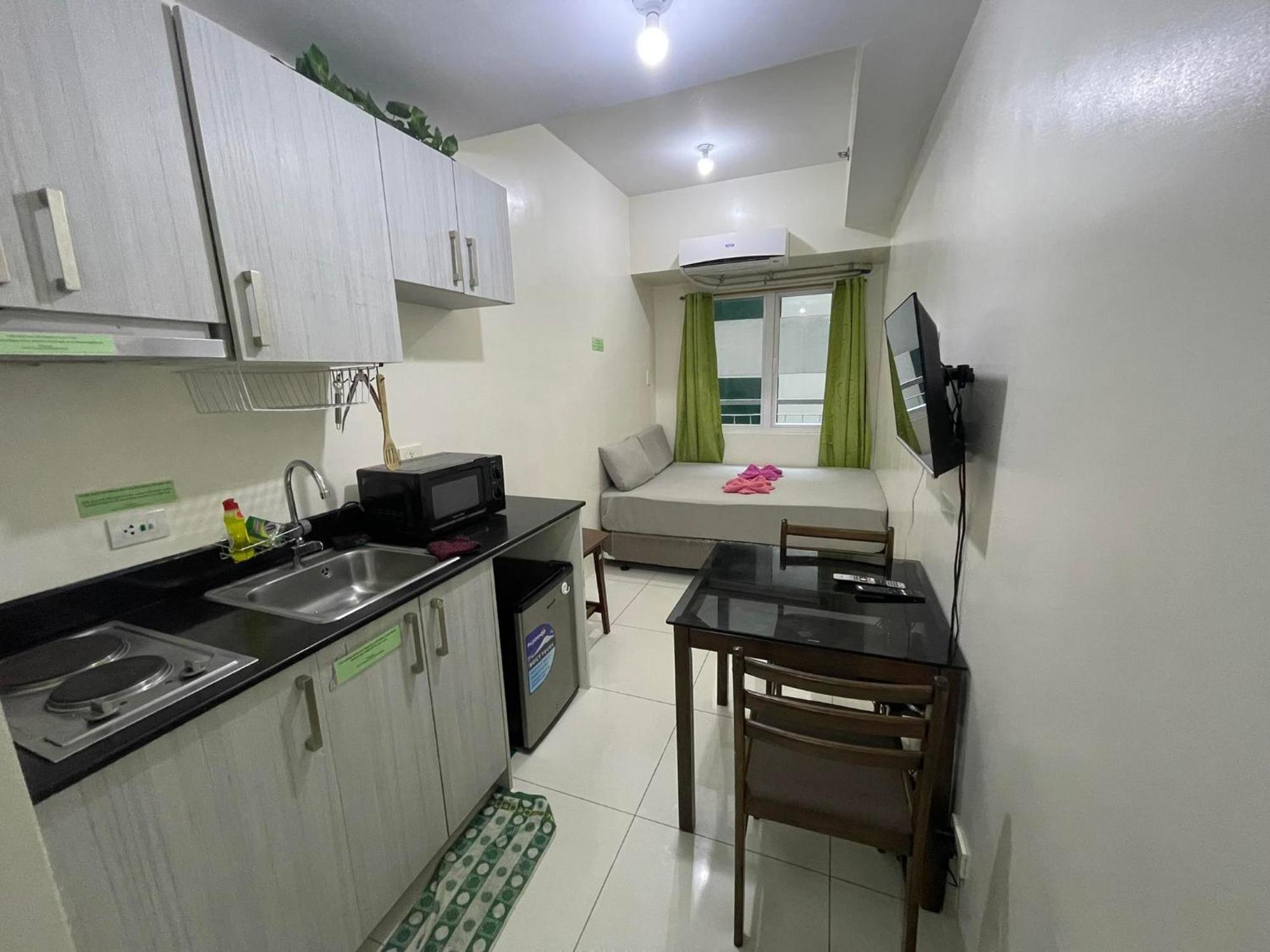 Green Residences Staycation By Pbyy 马尼拉 外观 照片