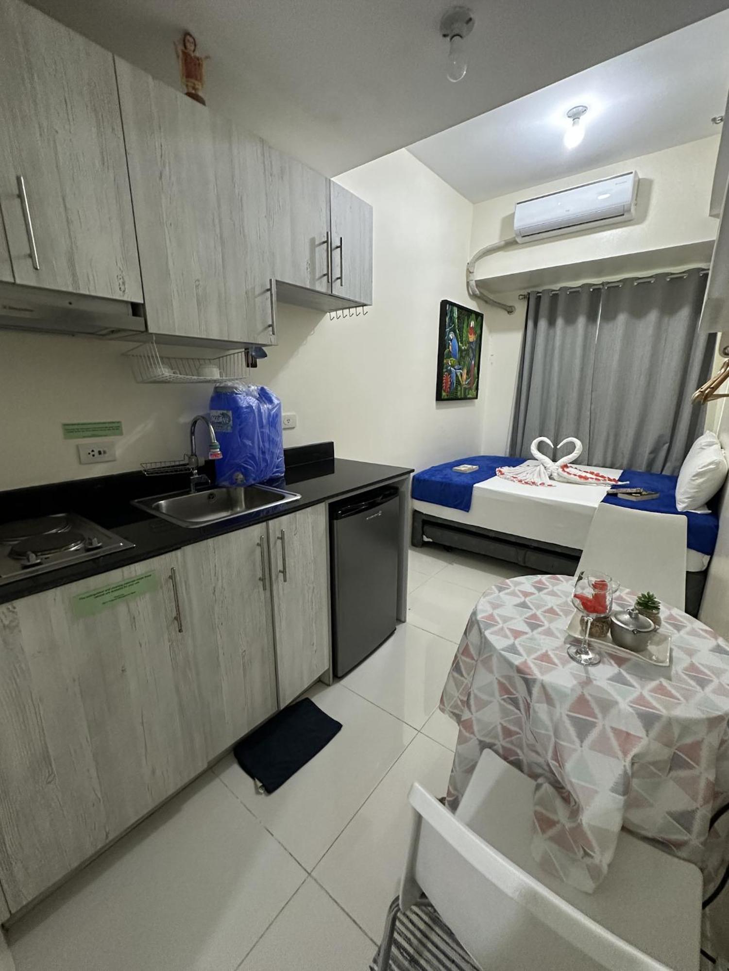 Green Residences Staycation By Pbyy 马尼拉 客房 照片