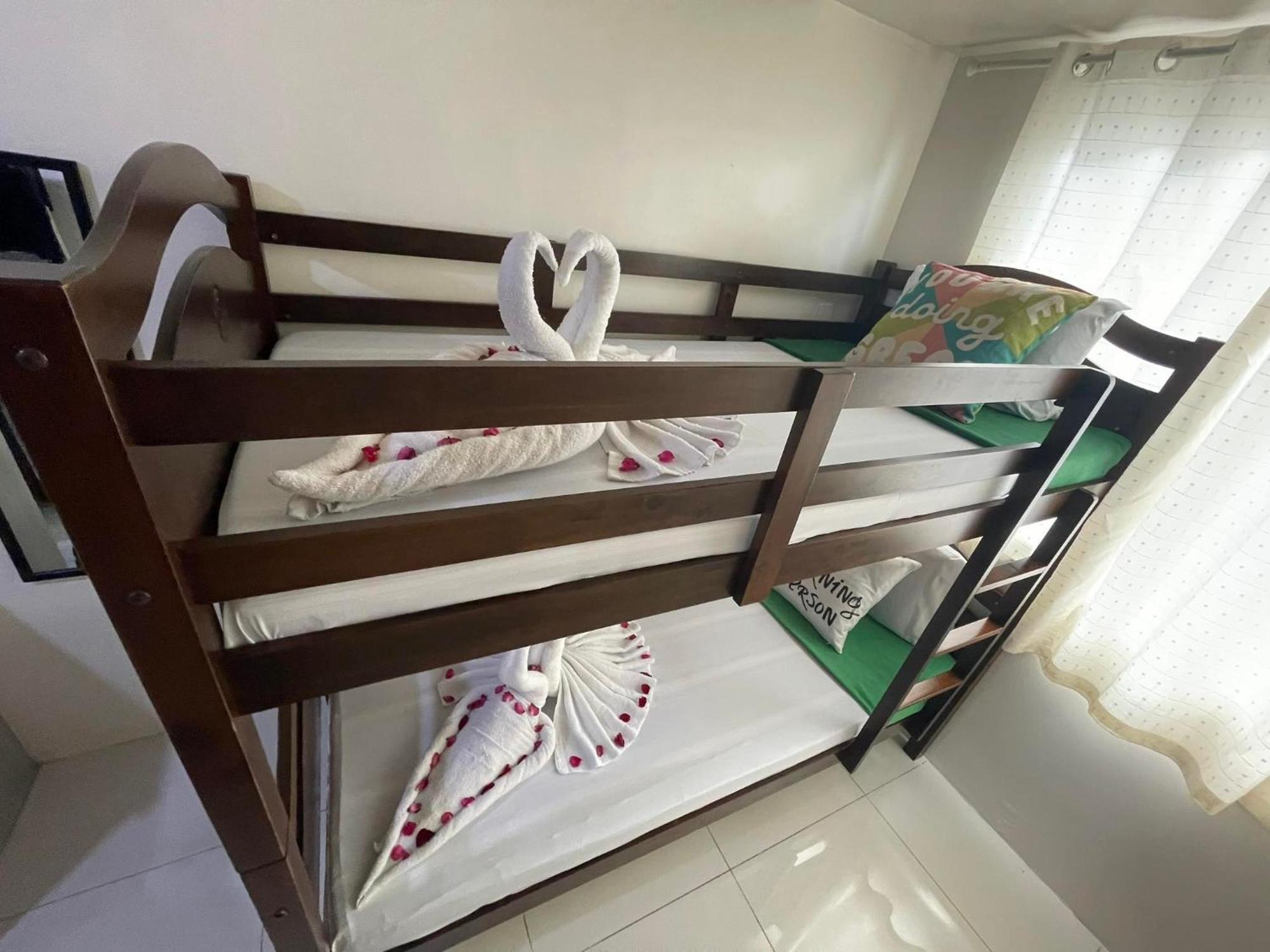 Green Residences Staycation By Pbyy 马尼拉 客房 照片