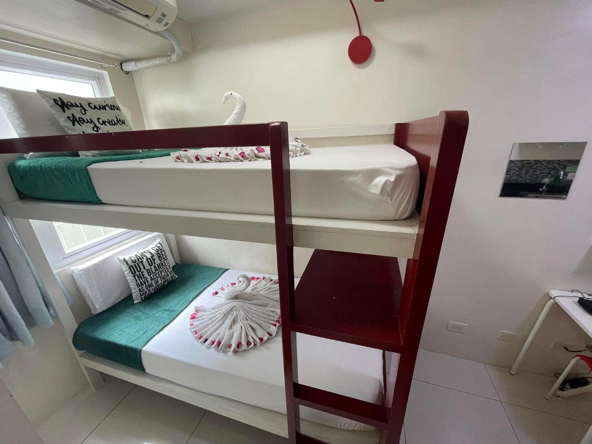 Green Residences Staycation By Pbyy 马尼拉 客房 照片