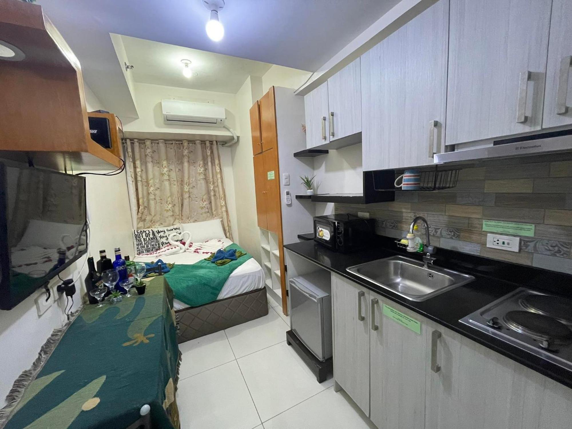 Green Residences Staycation By Pbyy 马尼拉 客房 照片